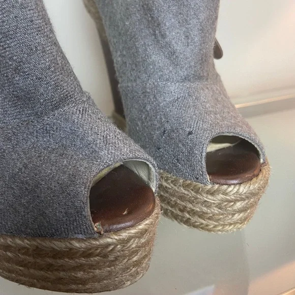 Christian Louboutin Deroba Espadrille Wedges Grey Open Toe Platform Booties 36 6